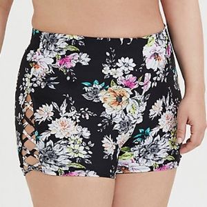 NWT high waist swim short
